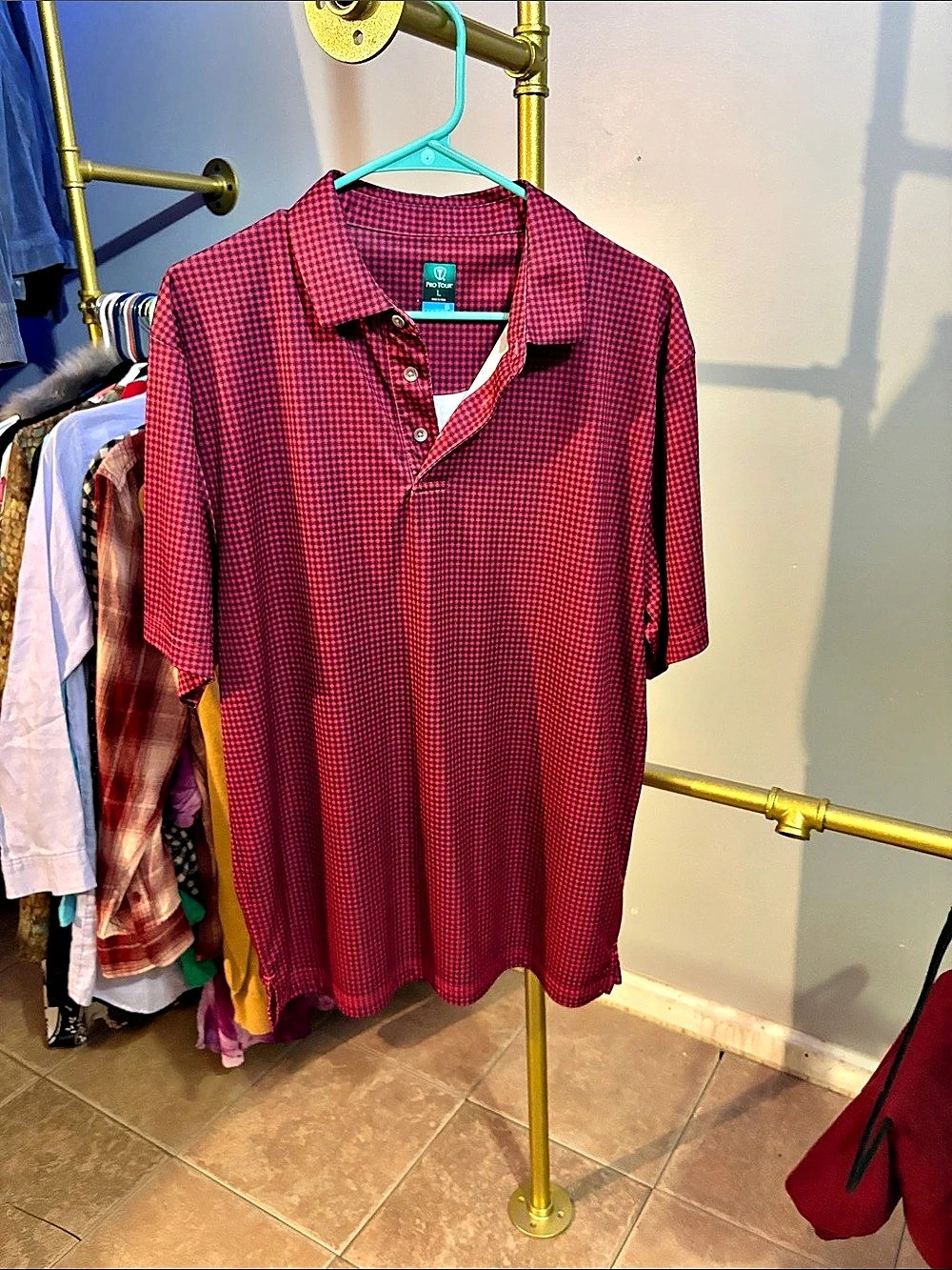 Pro Tour Plaid Polo in Red & Black Large Like New